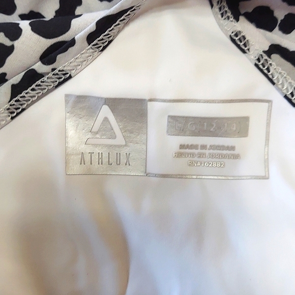 Ladies Swimsuit One Piece With Skirt Black White Pattern Large (12-14) - Picture 9 of 9